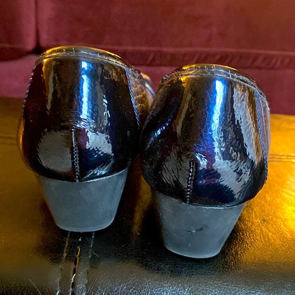 Anne Klein Wedges - Picture 3 of 5